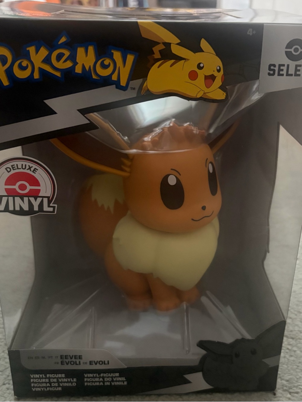 Deluxe Vinyl Eevee Figure – Brown and Cream